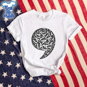 Comma-La--Kamala-Harris-Black-Shirt