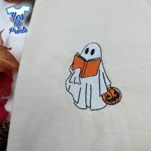 Ghost-Reading-Handing-Pumpkin-Candy-Bag-Fall-Spooky-Season-Halloween-Embroidered-Shirt-1