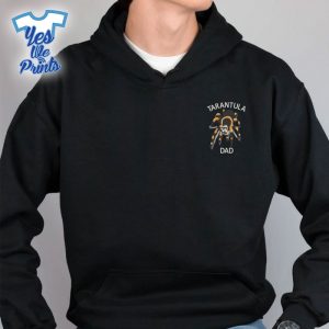 Tarantula-Mom-or-Tarantula-Dad-Tarantula-Lovers-Gift-Embroidered-Shirt-1