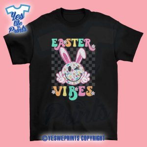 Retro-Groovy-Easter-Vibes-Bunny-Checkered-Smile-Girls
