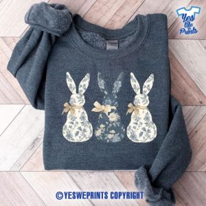 Floral-Blue-Bunny-Shirt,-Cute-Easter-Bow-Trendy-Bunny-Coquette