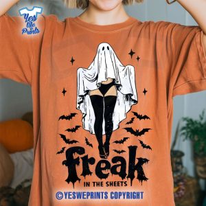 Funny-Halloween-Sheet-Ghost-Shirt,-Adult-Humor-Halloween-Retro-Sexy-Girl