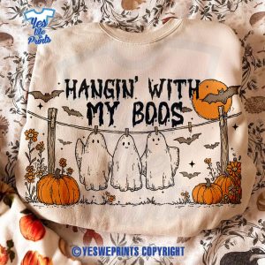 Hangin-With-My-Boos-Shirt,-Funny-Hanging-Ghosts-Halloween-Cute-Pumpkin-Bat
