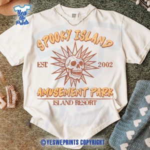Spooky-Island-Retro-Cartoon-Halloween-Movie-Shirt,-Disco-Skull-90s-Retro-Summer-Tee