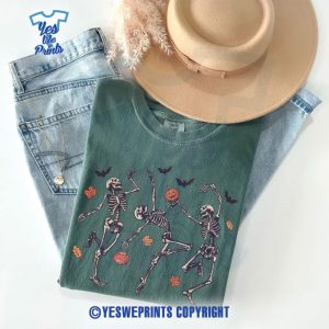 Dancing-Skeleton-Halloween-Pumpkin-Retro-Shirt